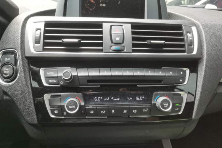 Used BMW 2 Series 2017 220i Convertible Coupe Leading Model Audio And AC Panel