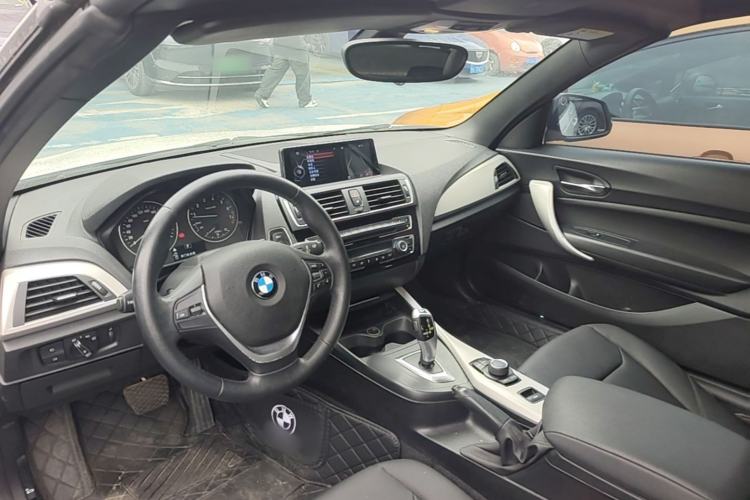 Used BMW 2 Series 2017 220i Convertible Coupe Leading Model Center Console