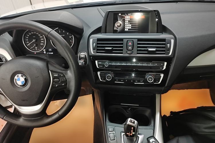 Used BMW 2 Series 2017 220i Convertible Coupe Leading Model Center Console