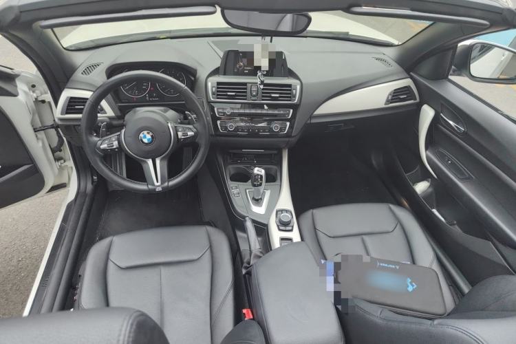 Used BMW 2 Series 2017 220i Convertible Coupe Leading Model Center Console