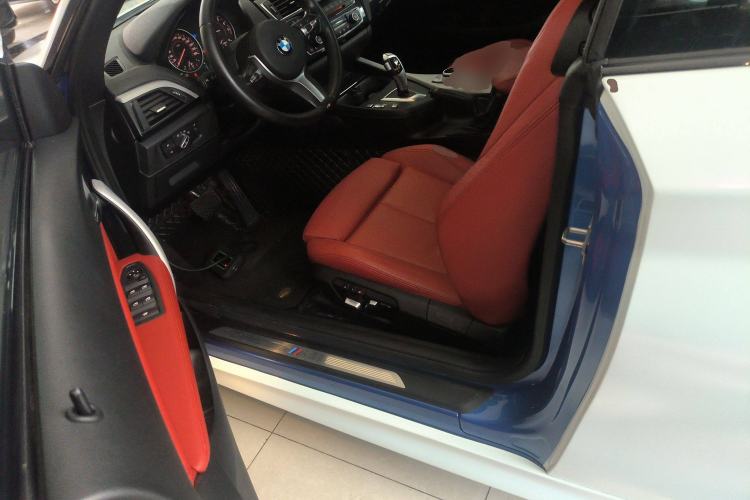 Used BMW 2 Series 2017 220i Convertible Coupe M Sport Edition Driver Seat