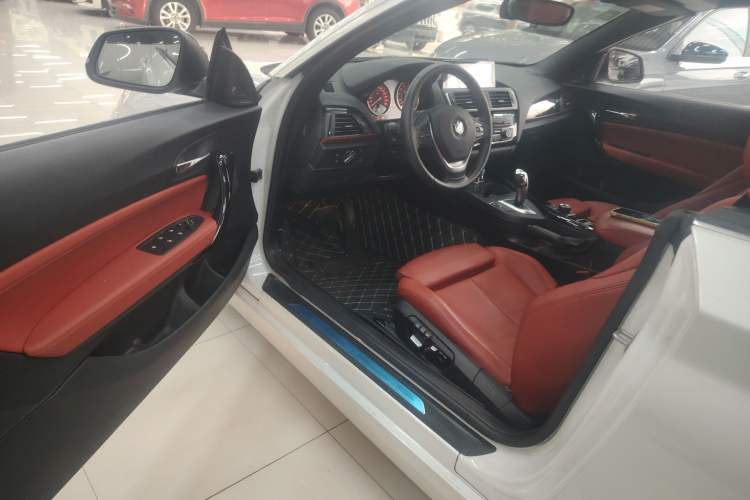 Used BMW 2 Series 2017 220i Convertible Coupe Leading Model Driver Seat