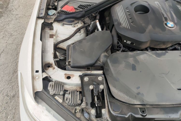 Used BMW 2 Series 2017 220i Leading Model Engine Bay Right