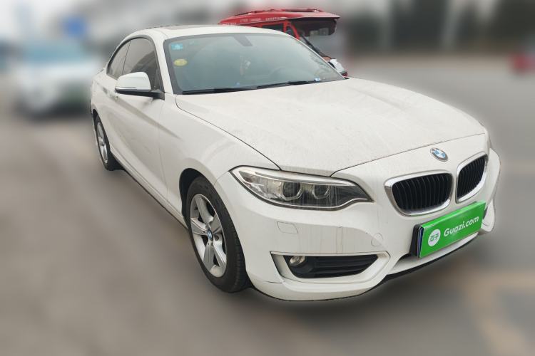 Used BMW 2 Series 2017 220i Leading Model Front Right 45 Deg