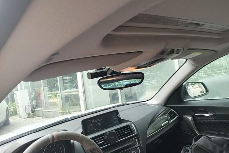 Used BMW 2 Series 2017 220i Leading Model Headliner