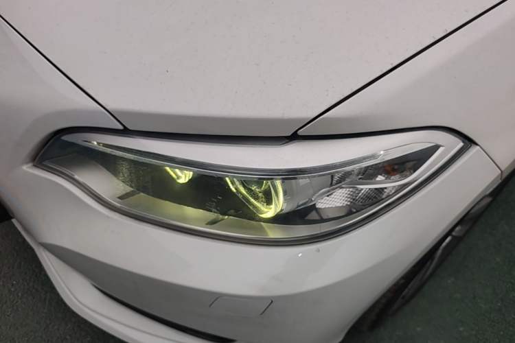 Used BMW 2 Series 2017 220i Convertible Coupe Leading Model Left Front Headlight