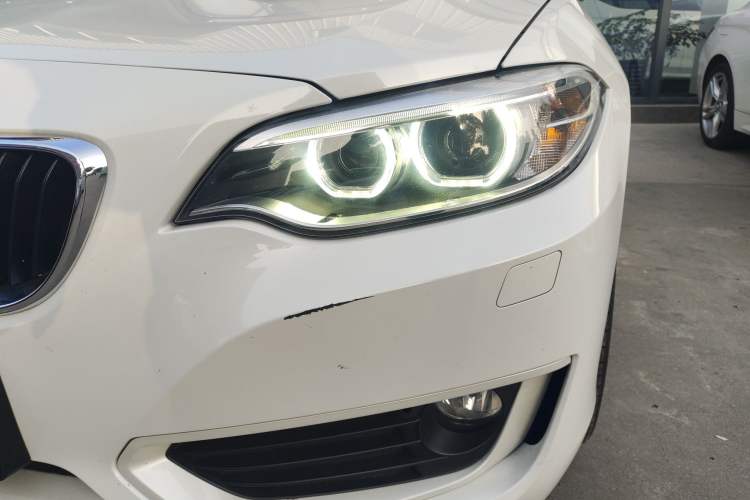 Used BMW 2 Series 2017 220i Convertible Coupe Leading Model Left Front Headlight