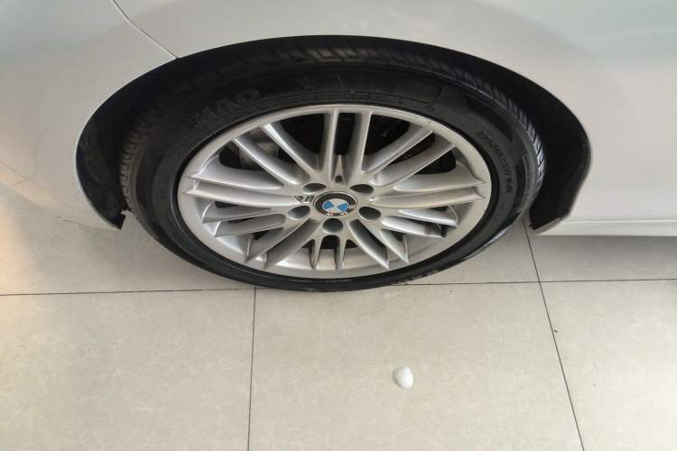 Used BMW 2 Series 2017 220i Convertible Coupe M Sport Edition Left Front Wheel Hub