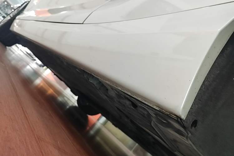 Used BMW 2 Series 2017 220i Convertible Coupe Leading Model Left Side Sill