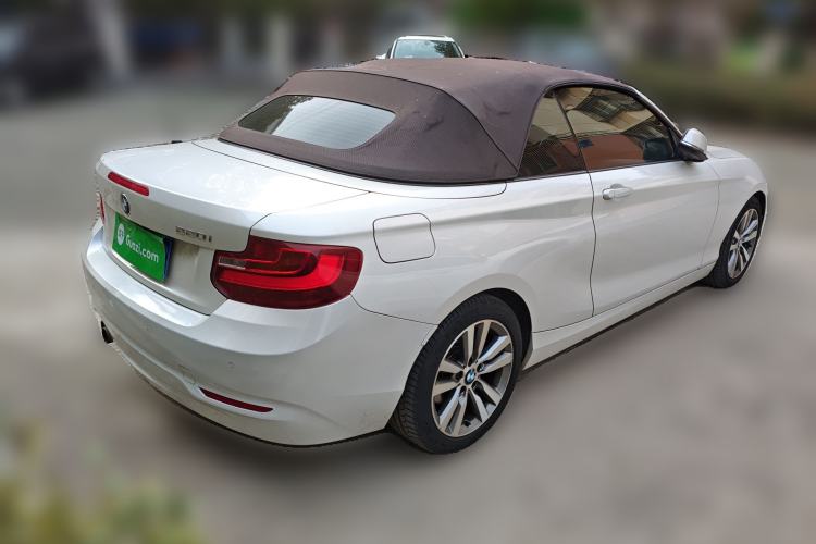 Used BMW 2 Series 2017 220i Convertible Coupe Leading Model Rear Right 45 Deg