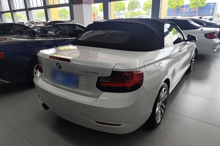 Used BMW 2 Series 2017 220i Convertible Coupe Leading Model Rear Right 45 Deg