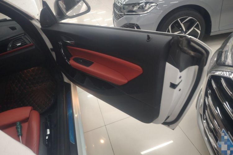 Used BMW 2 Series 2017 220i Convertible Coupe Leading Model Right Front Door Interior