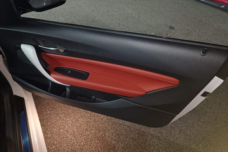 Used BMW 2 Series 2017 220i Convertible Coupe M Sport Edition Right Front Door Interior