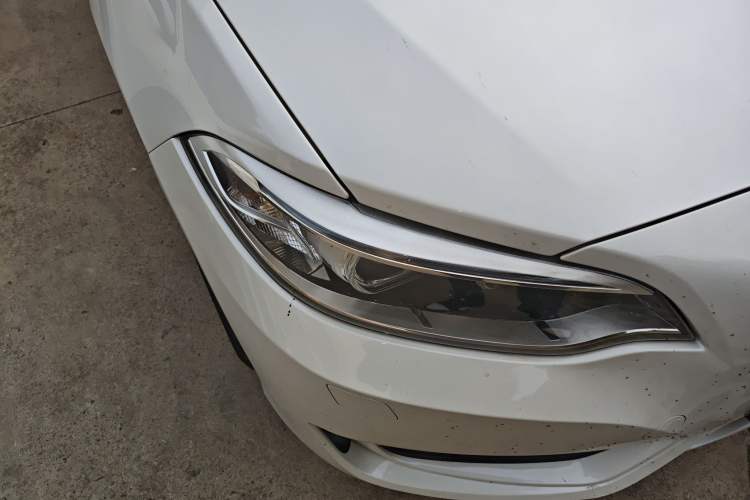 Used BMW 2 Series 2017 220i Convertible Coupe Leading Model Right Front Headlight