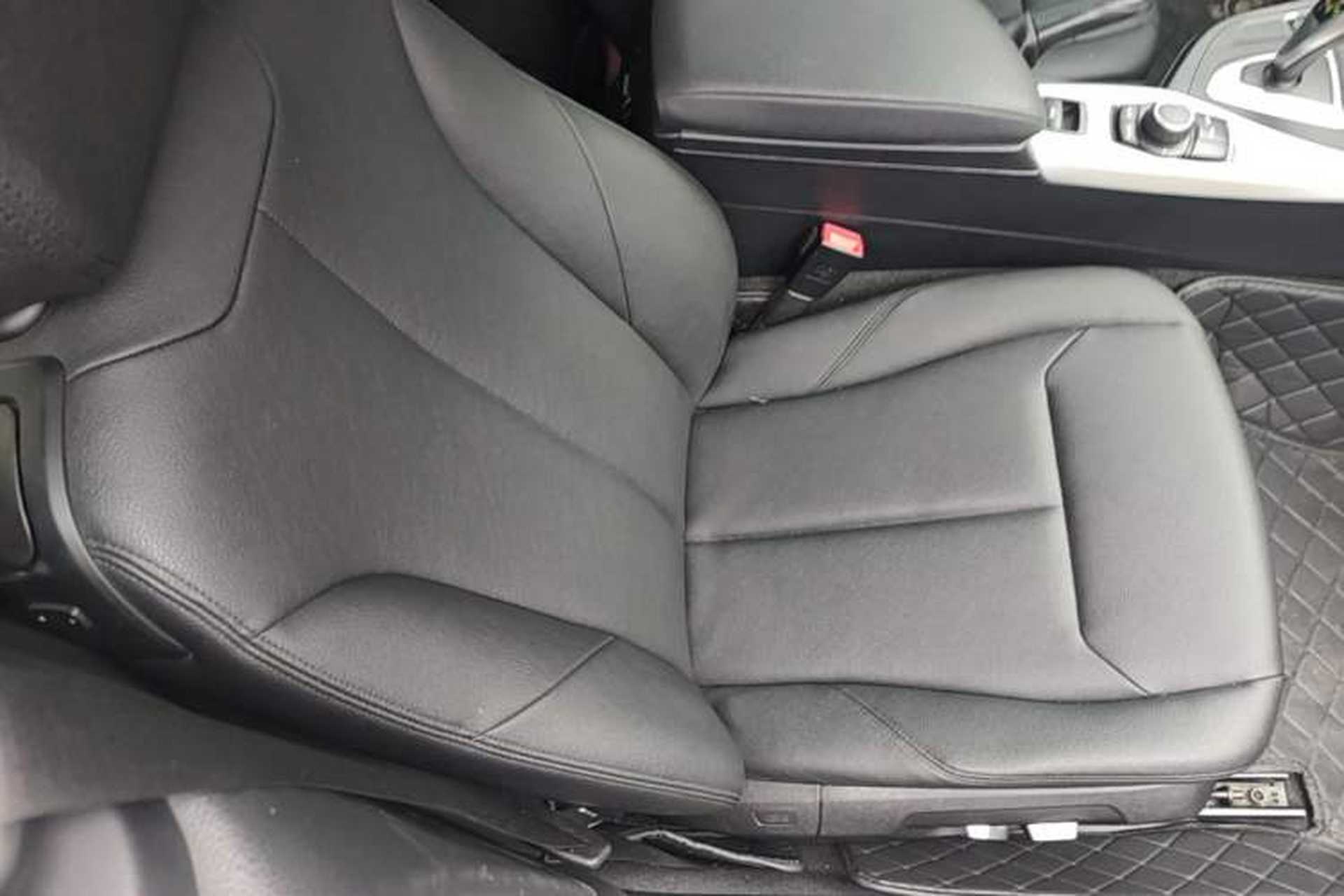 Used BMW 2 Series 2017 220i Convertible Coupe Leading Model Right Front Seat
