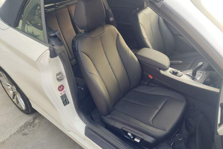 Used BMW 2 Series 2017 220i Convertible Coupe Leading Model Right Front Seat