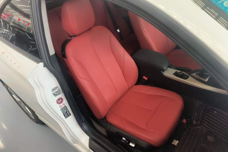 Used BMW 2 Series 2017 220i Leading Model Right Front Seat