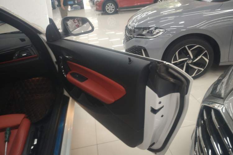 Used BMW 2 Series 2017 220i Convertible Coupe Leading Model Right Rear Door Interior