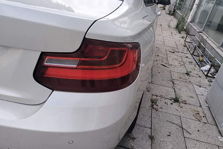 Used BMW 2 Series 2017 220i Leading Model Right Rear Taillight