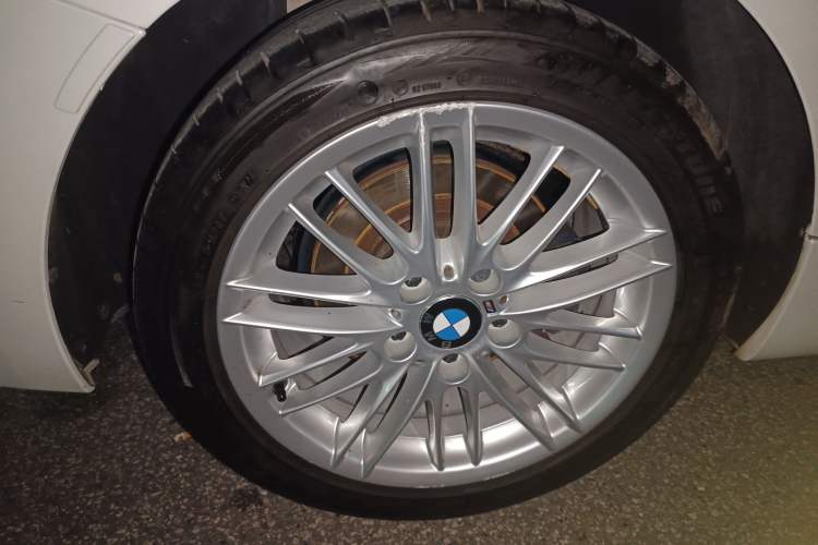 Used BMW 2 Series 2017 220i Convertible Coupe M Sport Edition Right Rear Wheel Hub