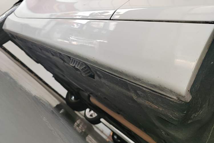 Used BMW 2 Series 2017 220i Leading Model Right Side Sill