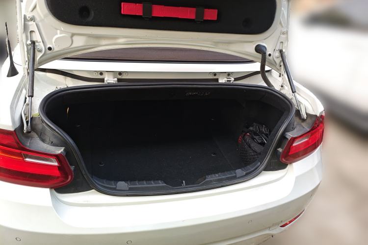 Used BMW 2 Series 2017 220i Convertible Coupe Leading Model Trunk