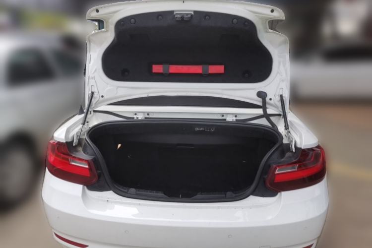 Used BMW 2 Series 2017 220i Convertible Coupe Leading Model Trunk