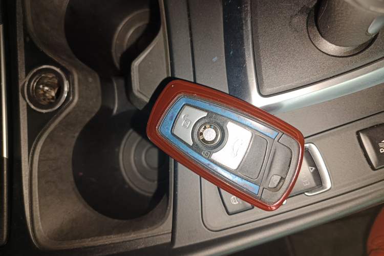 Used BMW 2 Series 2017 220i Convertible Coupe M Sport Edition Vehicle Key