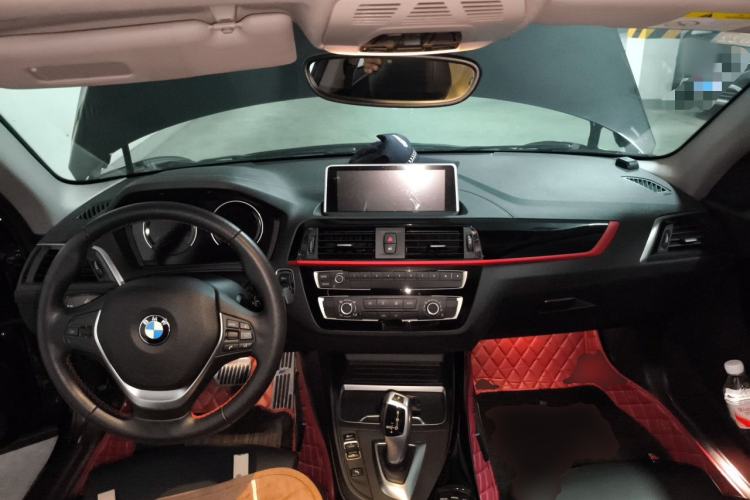 Used BMW 2 Series 2018 220i Sport Design Package Center Console