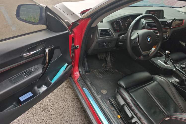 Used BMW 2 Series 2018 220i Sport Design Package Driver Seat