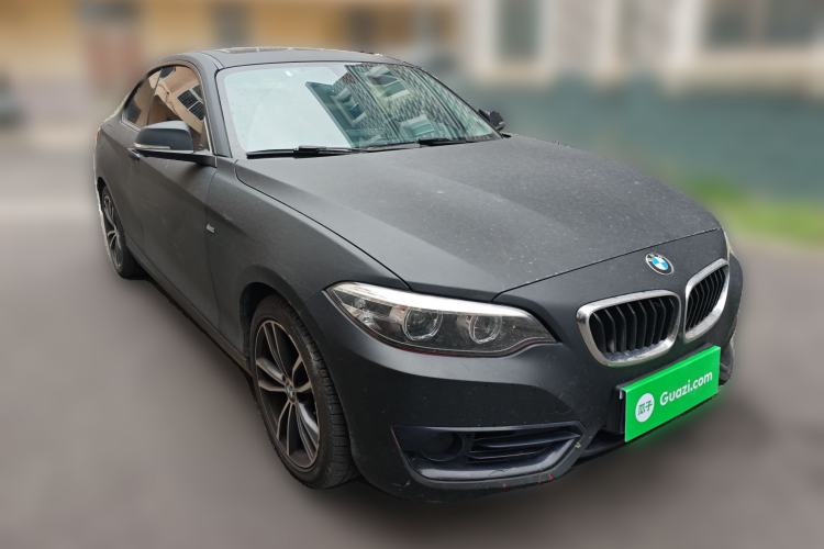 Used BMW 2 Series 2018 220i Sport Design Package Front Right 45 Deg