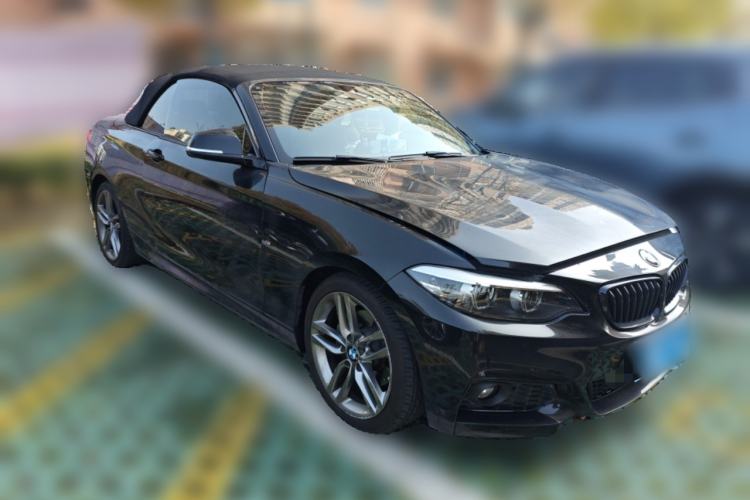 Used BMW 2 Series 2018 225i Convertible Coupe Luxury Model M Sport Package Front Right 45 Deg