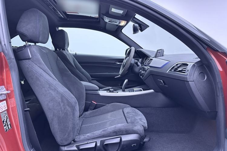 Used BMW 2 Series 2018 225i M Sport Interior 11