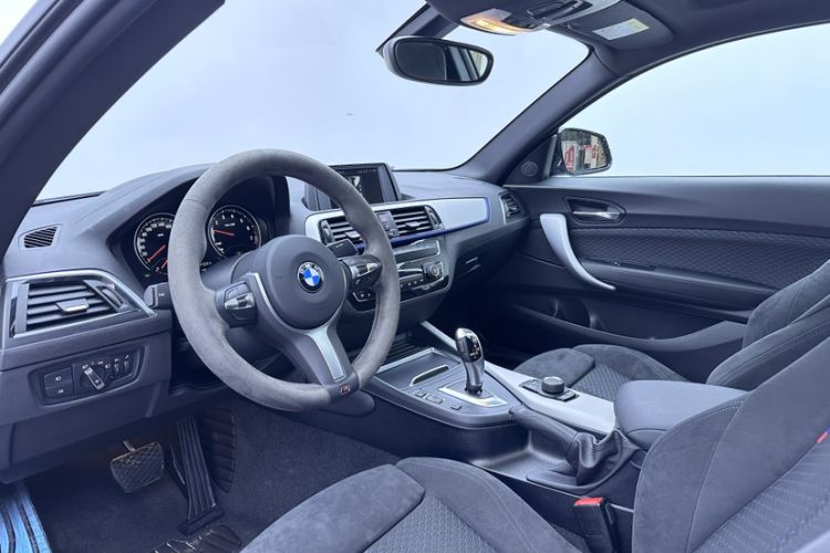 Used BMW 2 Series 2018 225i M Sport Interior 6