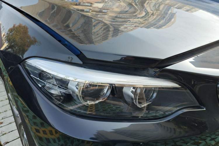 Used BMW 2 Series 2018 225i Convertible Coupe Luxury Model M Sport Package Right Front Headlight