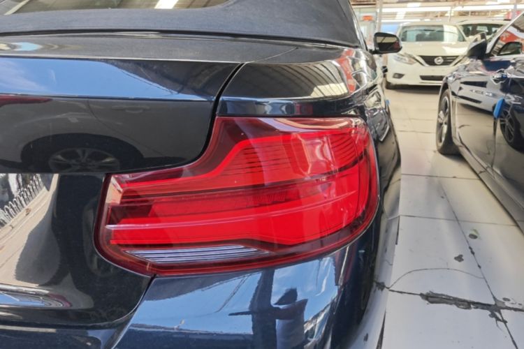 Used BMW 2 Series 2018 225i Convertible Coupe Luxury Model M Sport Package Right Rear Taillight