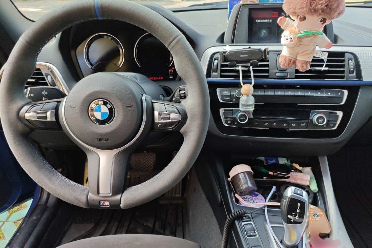 Used BMW 2 Series 2018 225i Convertible Coupe Luxury Model M Sport Package Steering Wheel