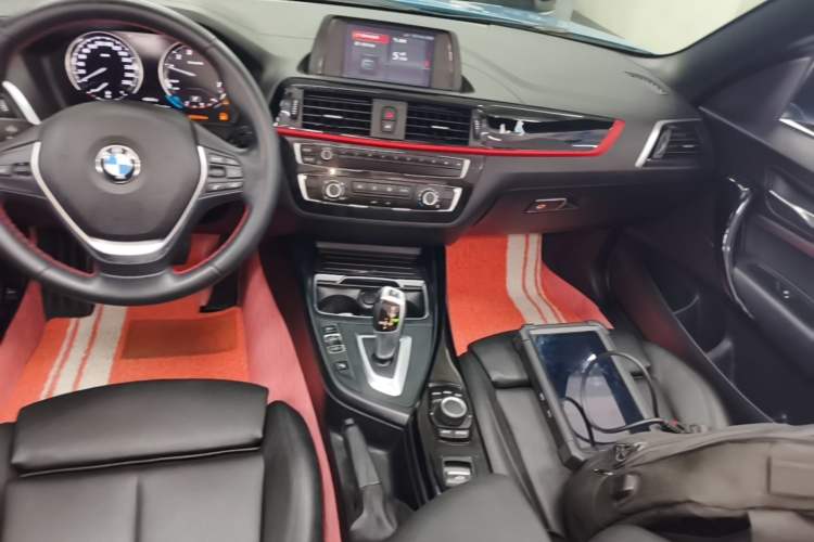 Used BMW 2 Series 2018 220i Convertible Coupe Sports Design Package Audio And AC Panel