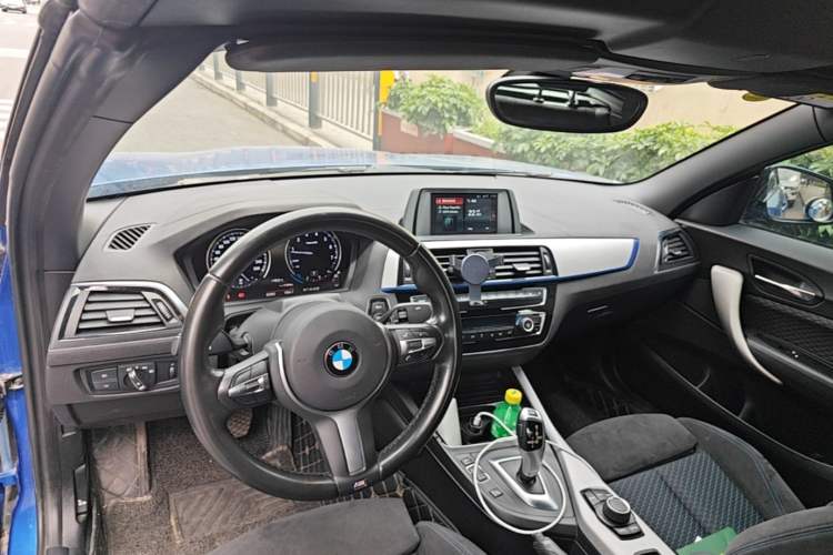 Used BMW 2 Series 2018 225i Convertible Coupe M Sport Edition Center Console