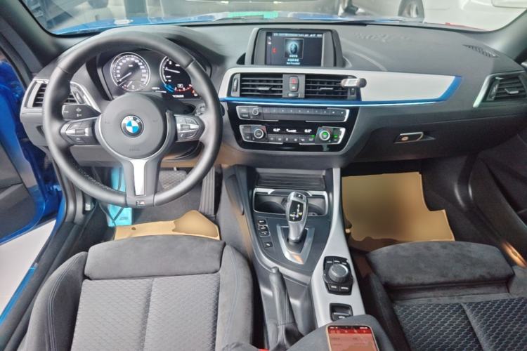 Used BMW 2 Series 2018 225i Convertible Coupe M Sport Edition Center Console