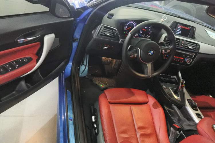 Used BMW 2 Series 2018 225i Convertible Coupe Luxury Model M Sport Package Driver Seat