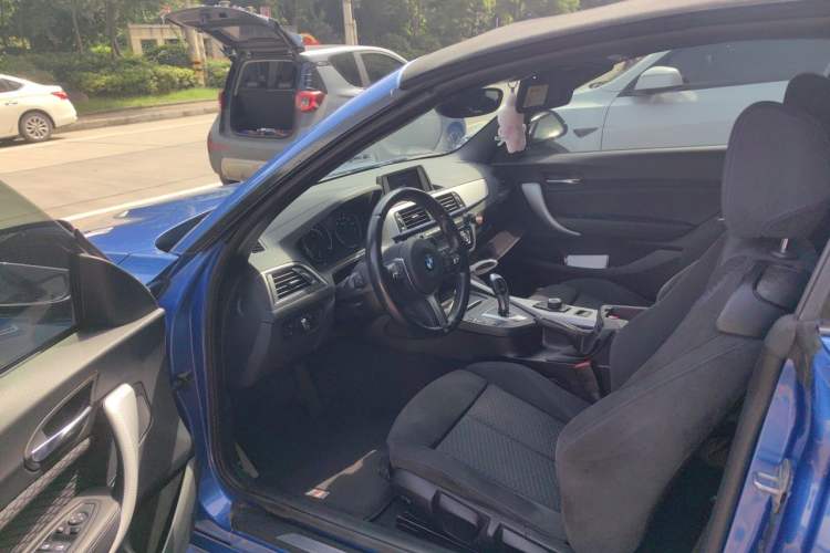 Used BMW 2 Series 2018 225i Convertible Coupe M Sport Edition Driver Seat