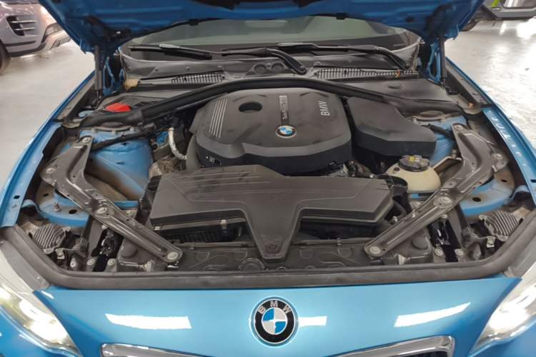 Used BMW 2 Series 2018 220i Convertible Coupe Sports Design Package Engine Bay