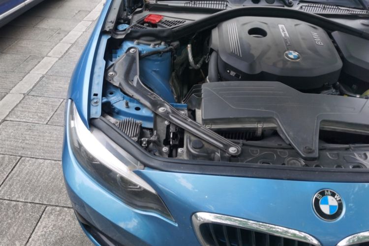 Used BMW 2 Series 2018 220i Convertible Coupe Sports Design Package Engine Bay Right
