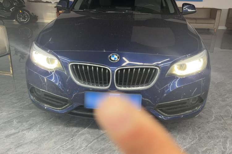 Used BMW 2 Series 2018 220i Sport Design Package Exterior 1