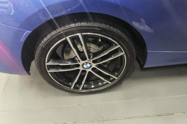Used BMW 2 Series 2018 225i Convertible Coupe Luxury Model M Sport Package Exterior 5