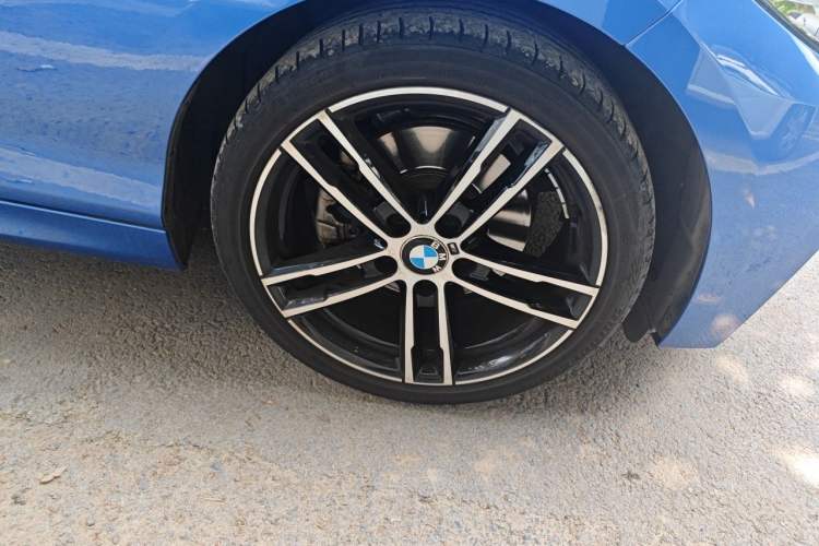 Used BMW 2 Series 2018 225i Luxury Model with M Sport Package Exterior 7