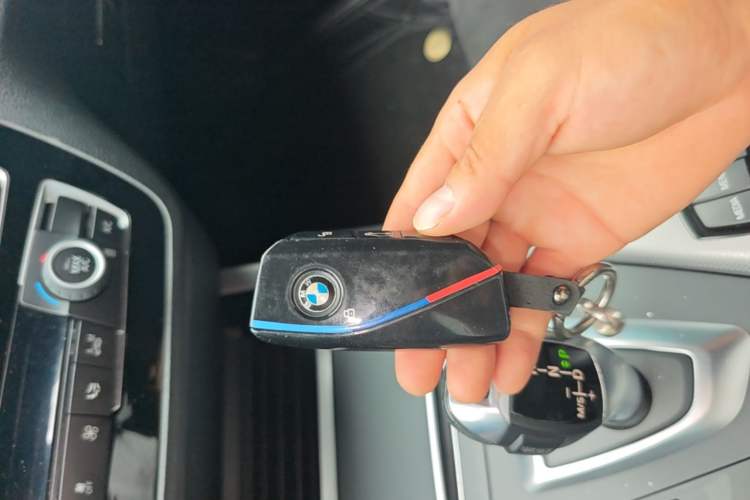 Used BMW 2 Series 2018 225i M Sport Interior 1