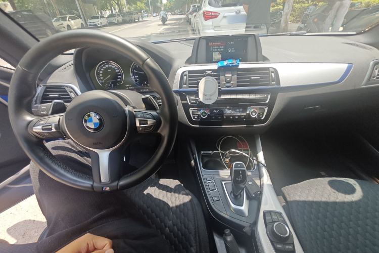 Used BMW 2 Series 2018 225i Luxury Model with M Sport Package Interior 2