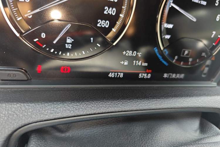Used BMW 2 Series 2018 225i Luxury Model with M Sport Package Odometer Close Up